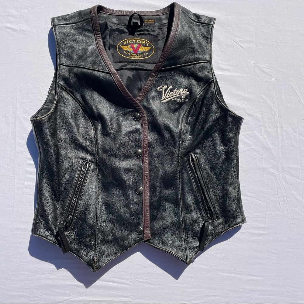 Victory Motorcycles Leather Vest – Women’s Biker Cruiser Riding Size M